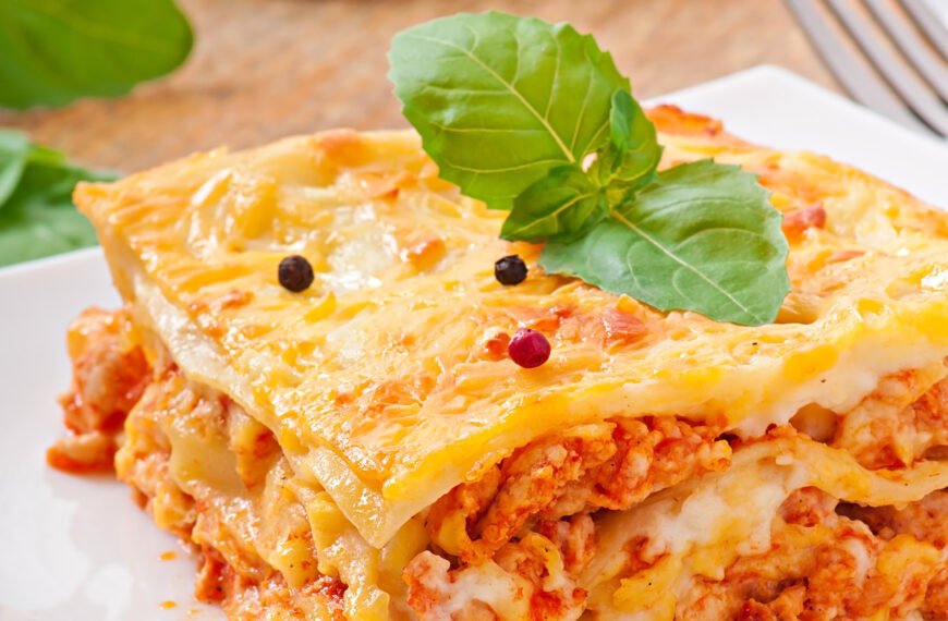 Classic lasagna with bolognese sauce